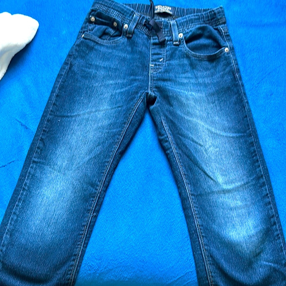 Levi’s pants